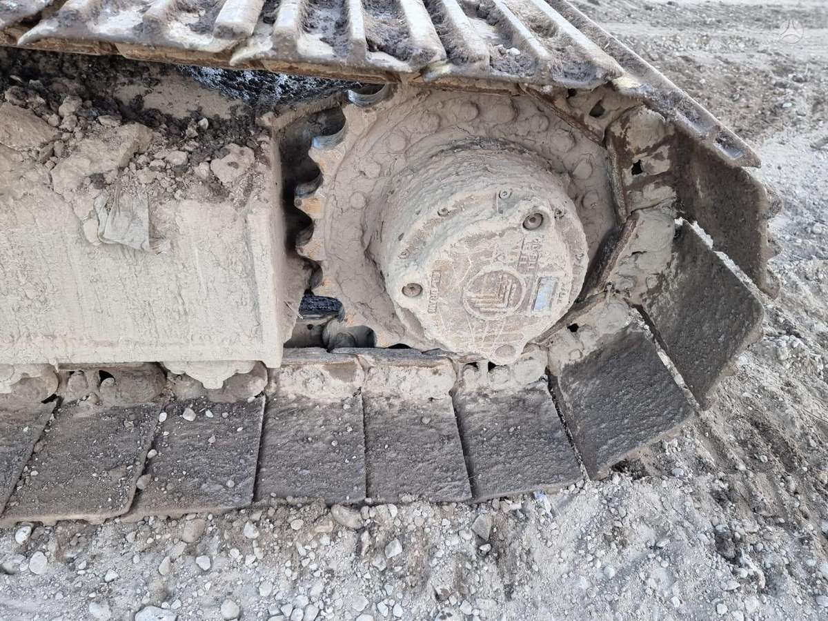 JCB JS220LC, excavator