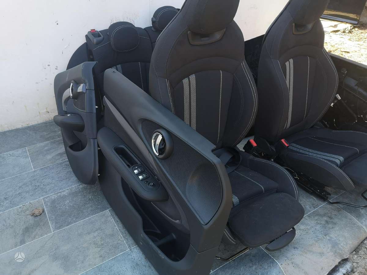 Mini Clubman детали салона