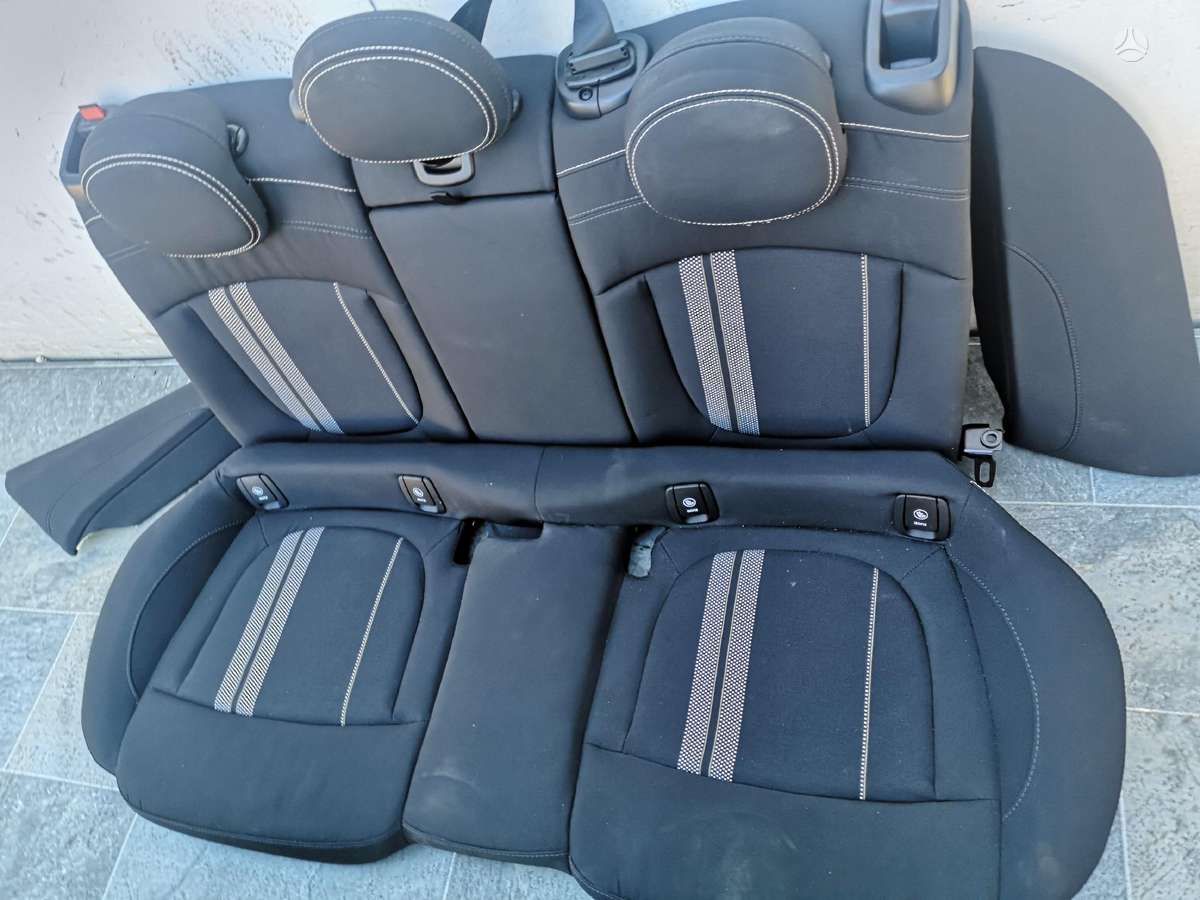 Mini Clubman детали салона