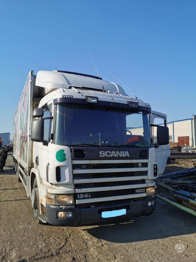 Scania P124  420, sunkvežimiai