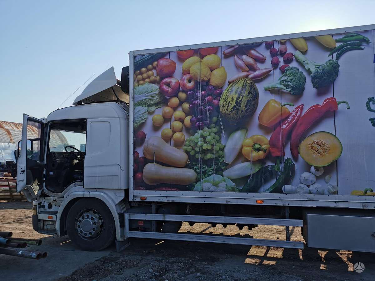 Scania P124  420, trucks