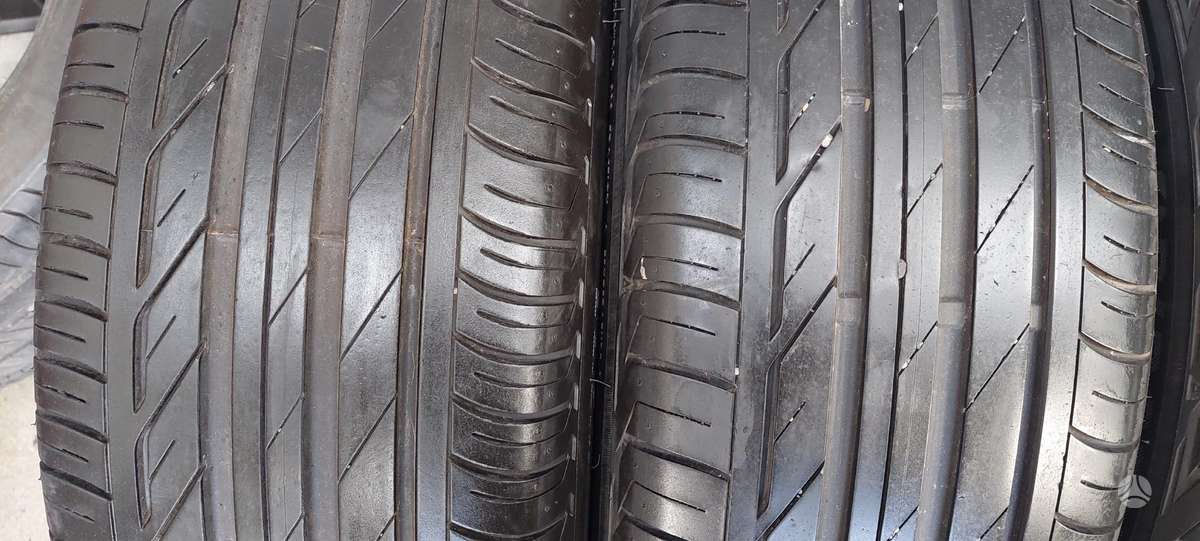 Bridgestone, летние 225/50 R18