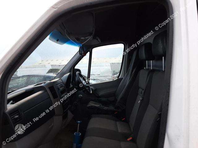 Volkswagen CRAFTER, cargo vans
