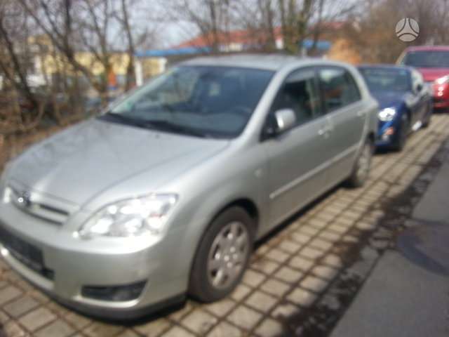 Toyota Corolla по частям