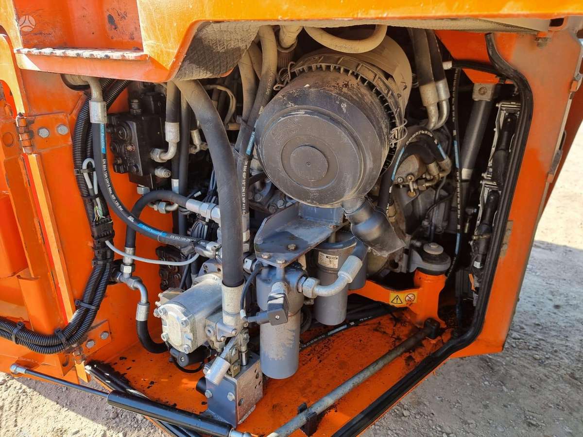 Hamm DV90VO, vibrator / compactor