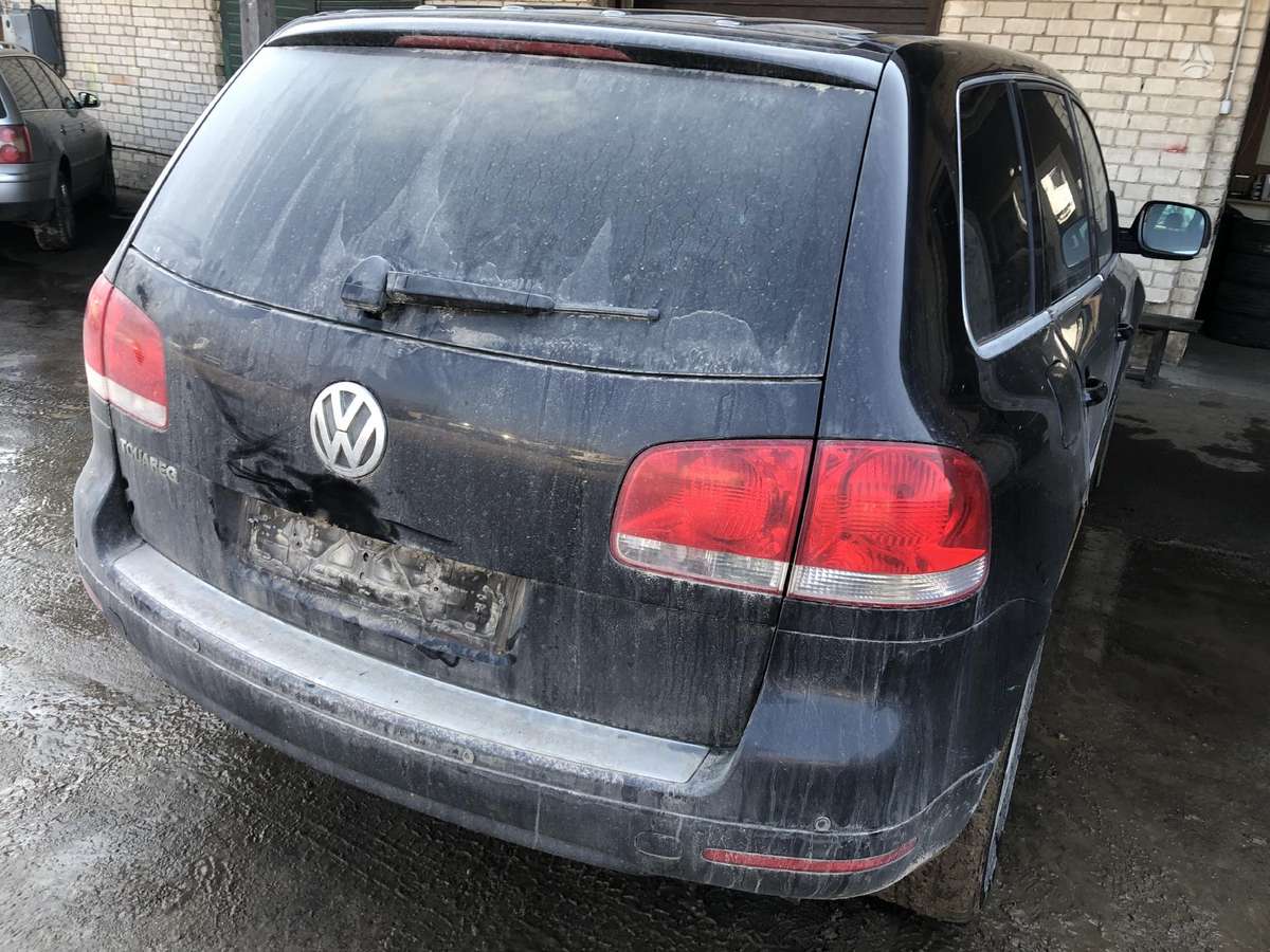 Volkswagen Touareg по частям.