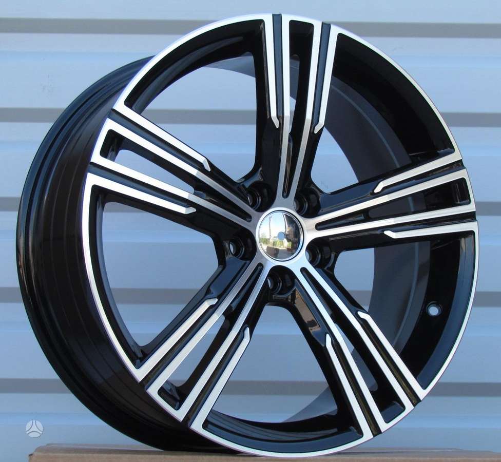 Volvo R design style, легкосплавные , R17
