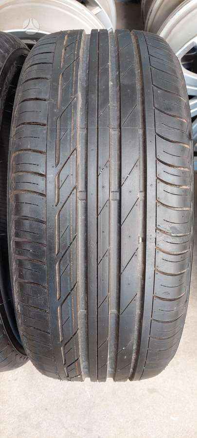 Bridgestone, летние 225/50 R18