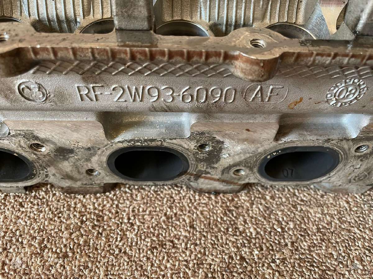 Jaguar XJ, 2w93-6090-af, cylinder head