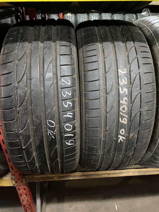 Bridgestone, summer 235/40 R19