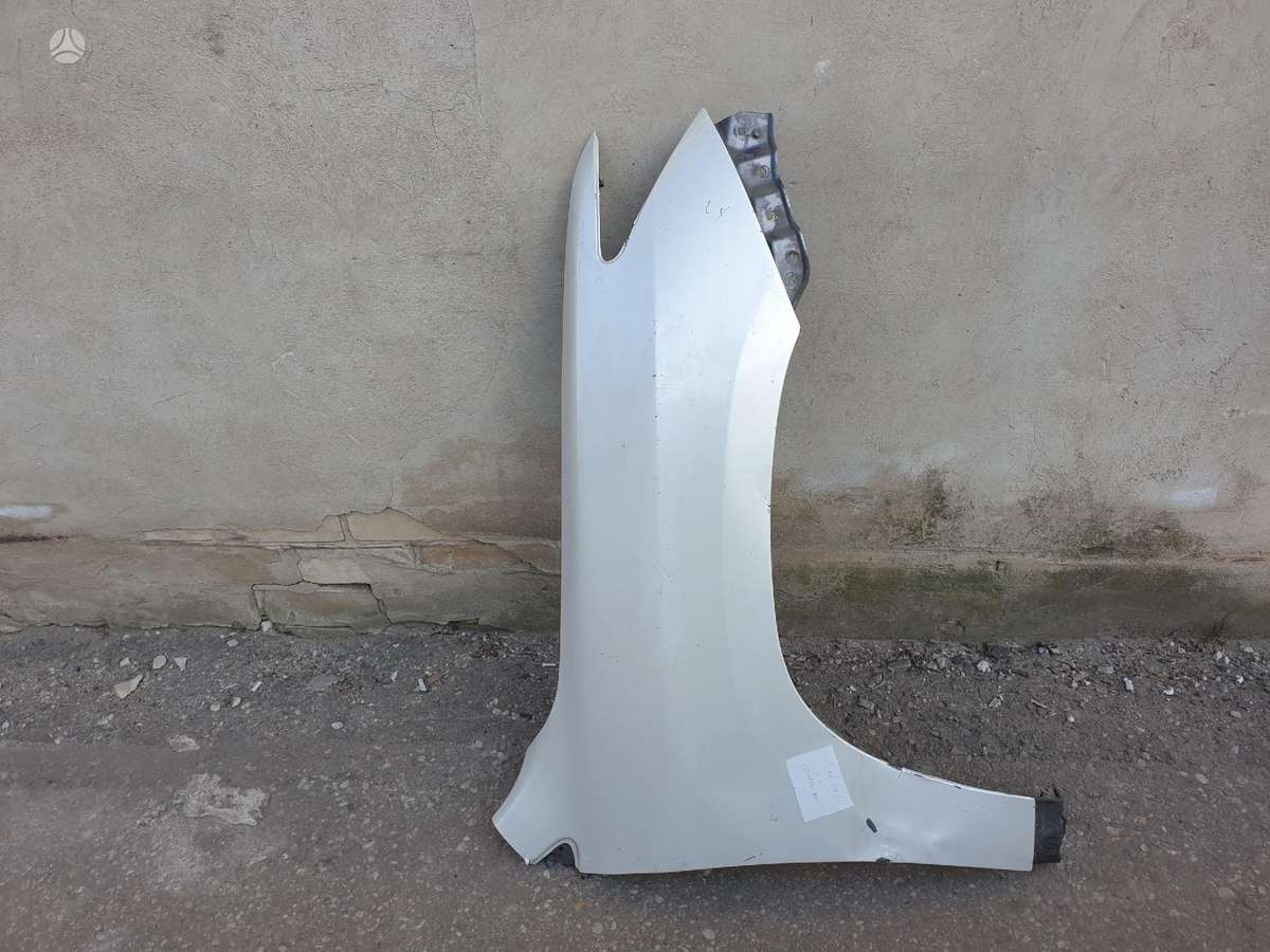 Lexus LX klasė body parts