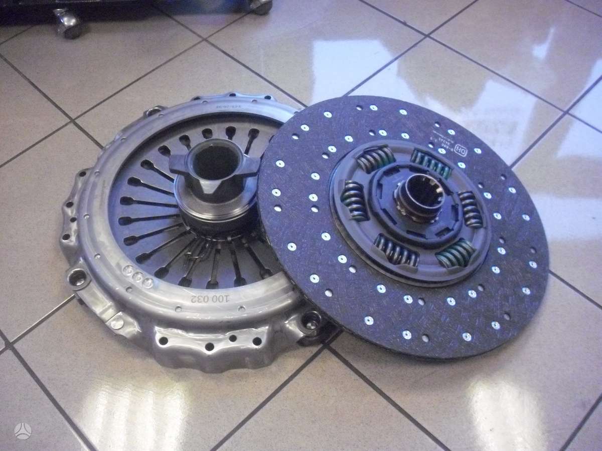MAN TGA,TGX dalys geromis kainomis, тягачи