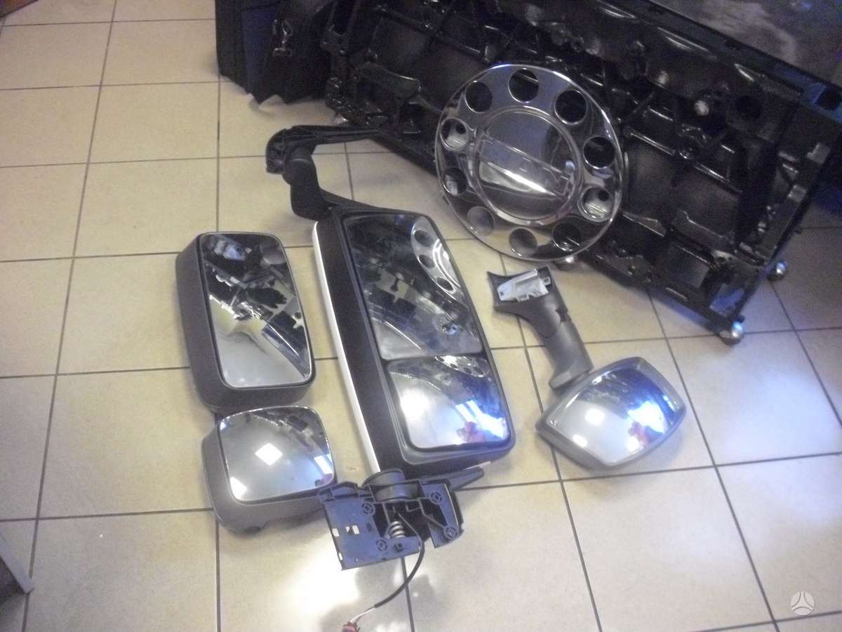 MAN TGA,TGX dalys geromis kainomis, тягачи