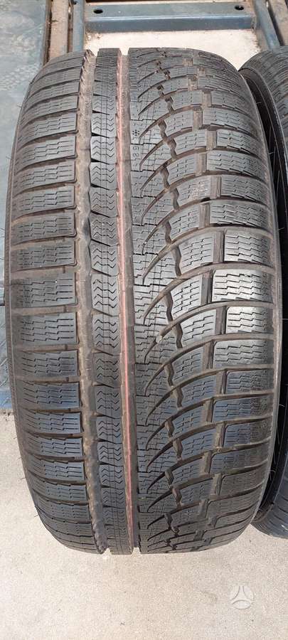 Nokian, žieminės 245/45 R19