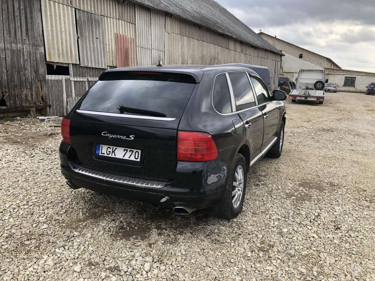 Porsche Cayenne
