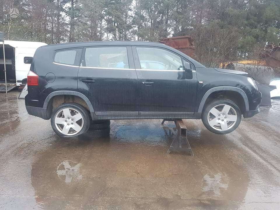 Chevrolet Orlando for parts