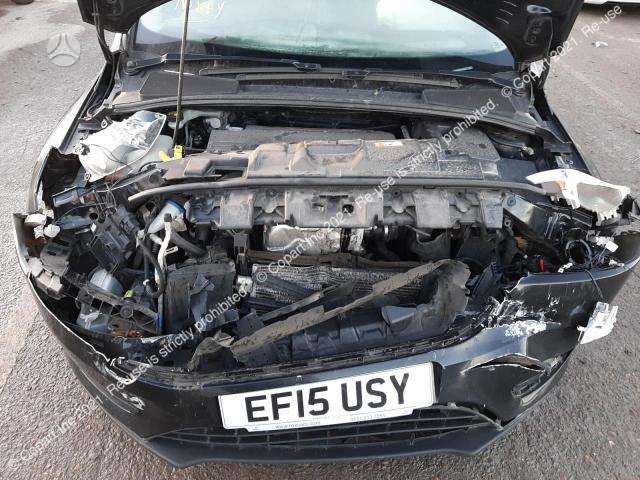 Ford Focus dalimis