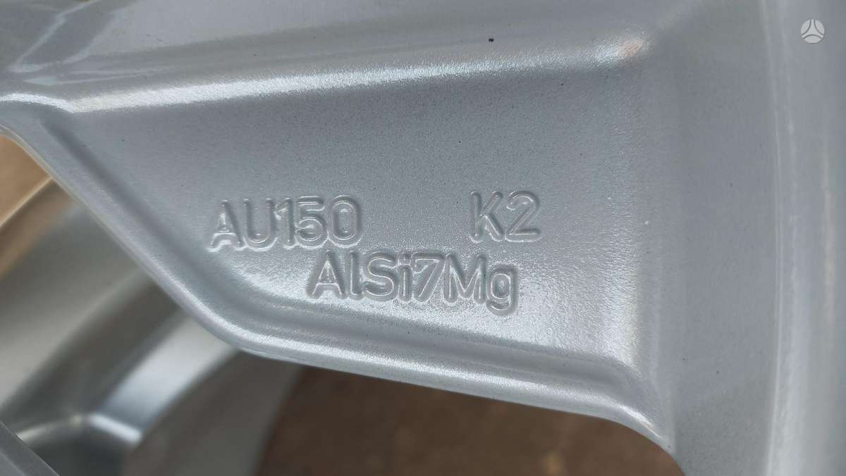 Audi E-TRON -NAUJI-, light alloy, R21