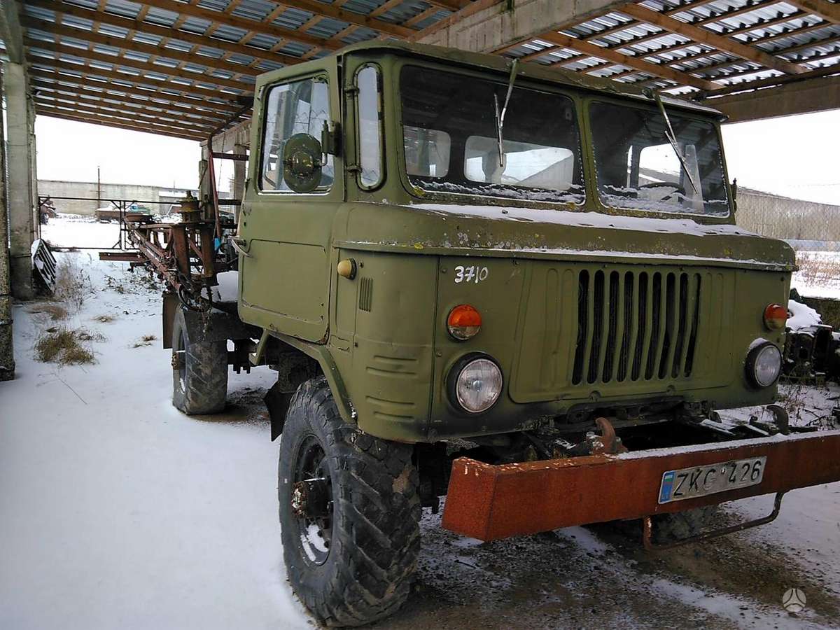 GAZ GAZ 66, self-propelled sprayers
