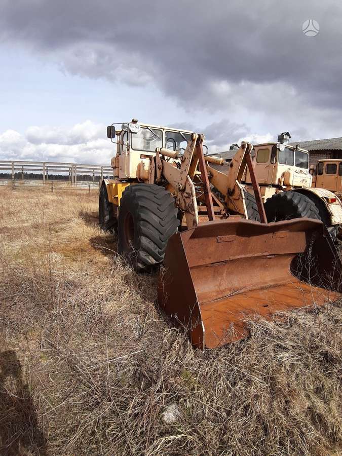 Kirowec K-700A, тракторы