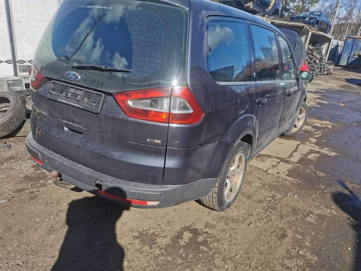 Ford Galaxy dalimis
