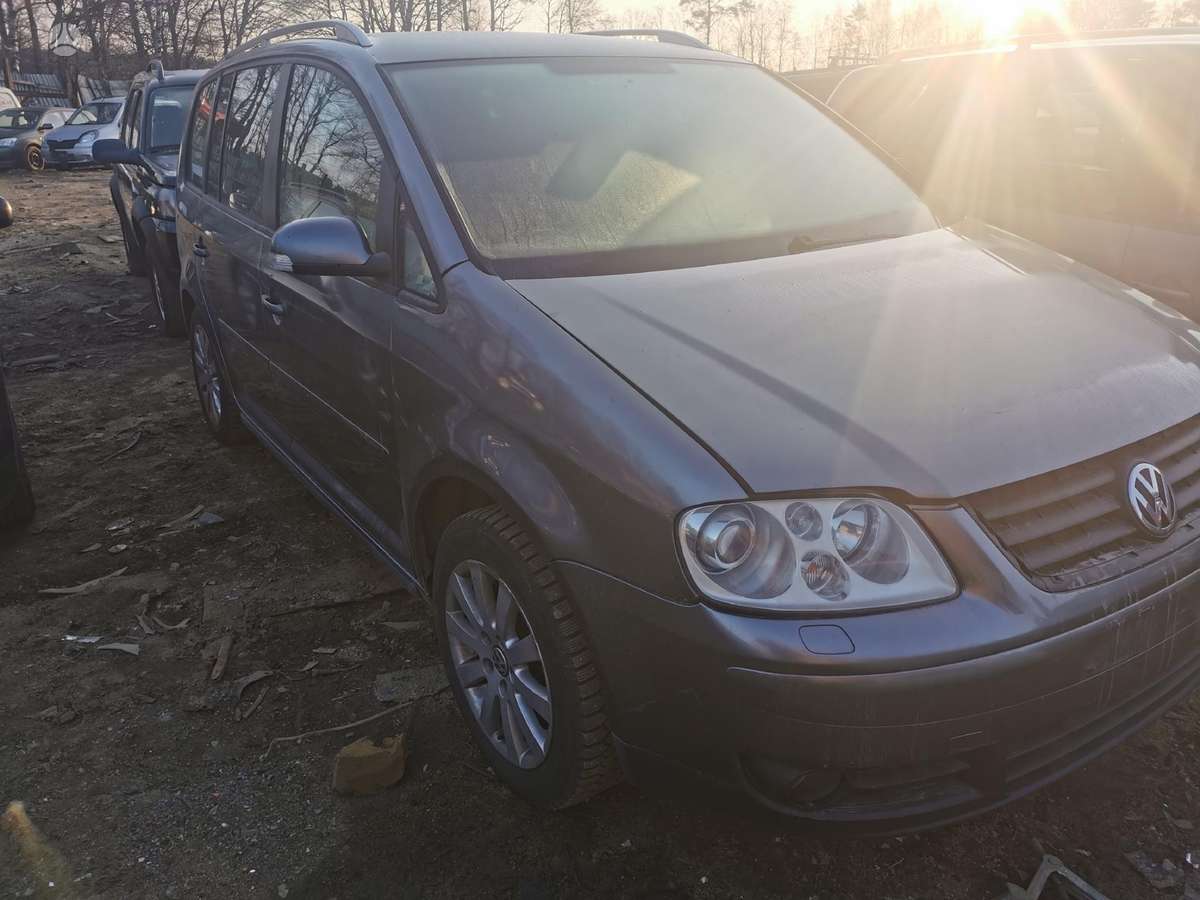 Volkswagen Touran dalimis