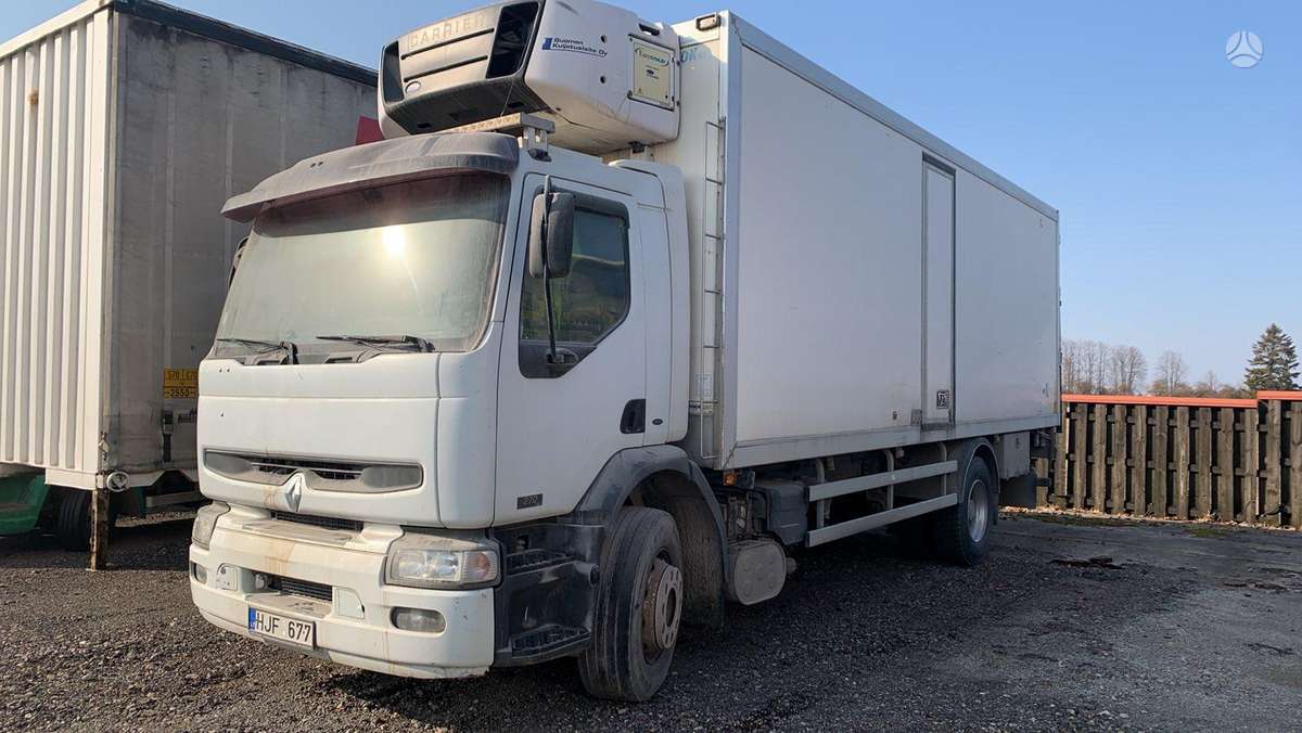 Renault 270 dci, sunkvežimiai