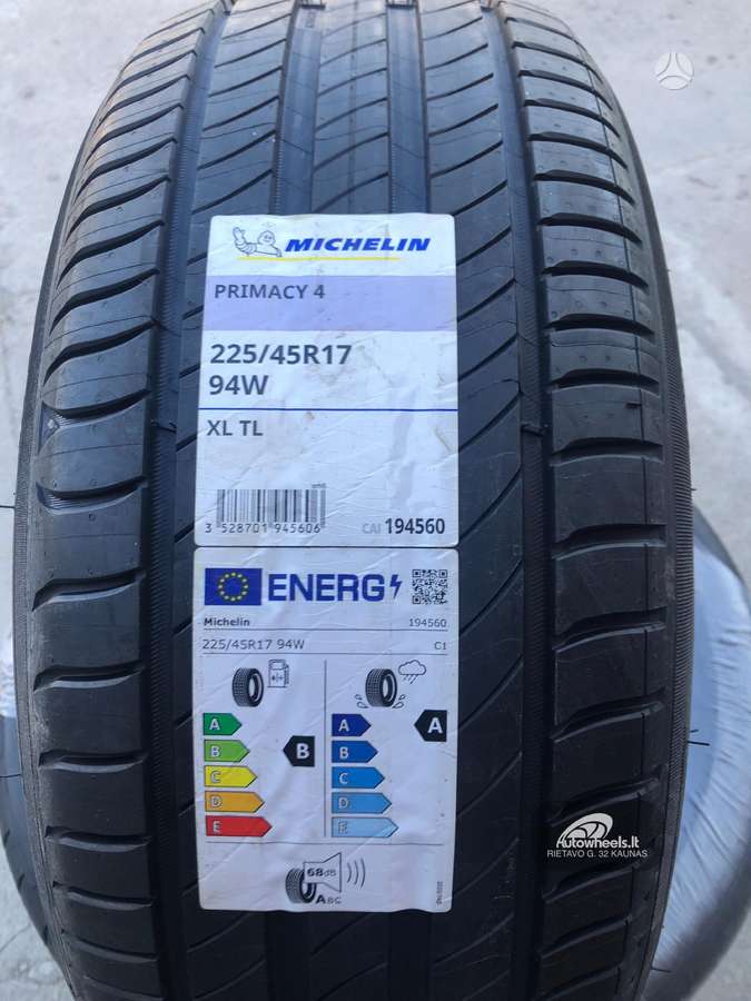 Michelin Primacy 4, summer 225/45 R17
