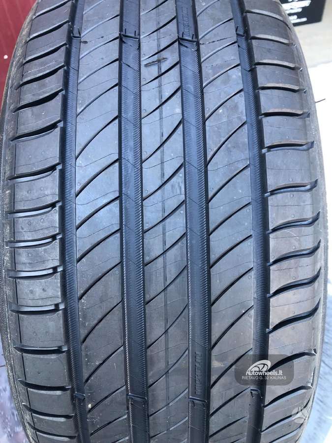 Michelin Primacy 4, summer 225/45 R17