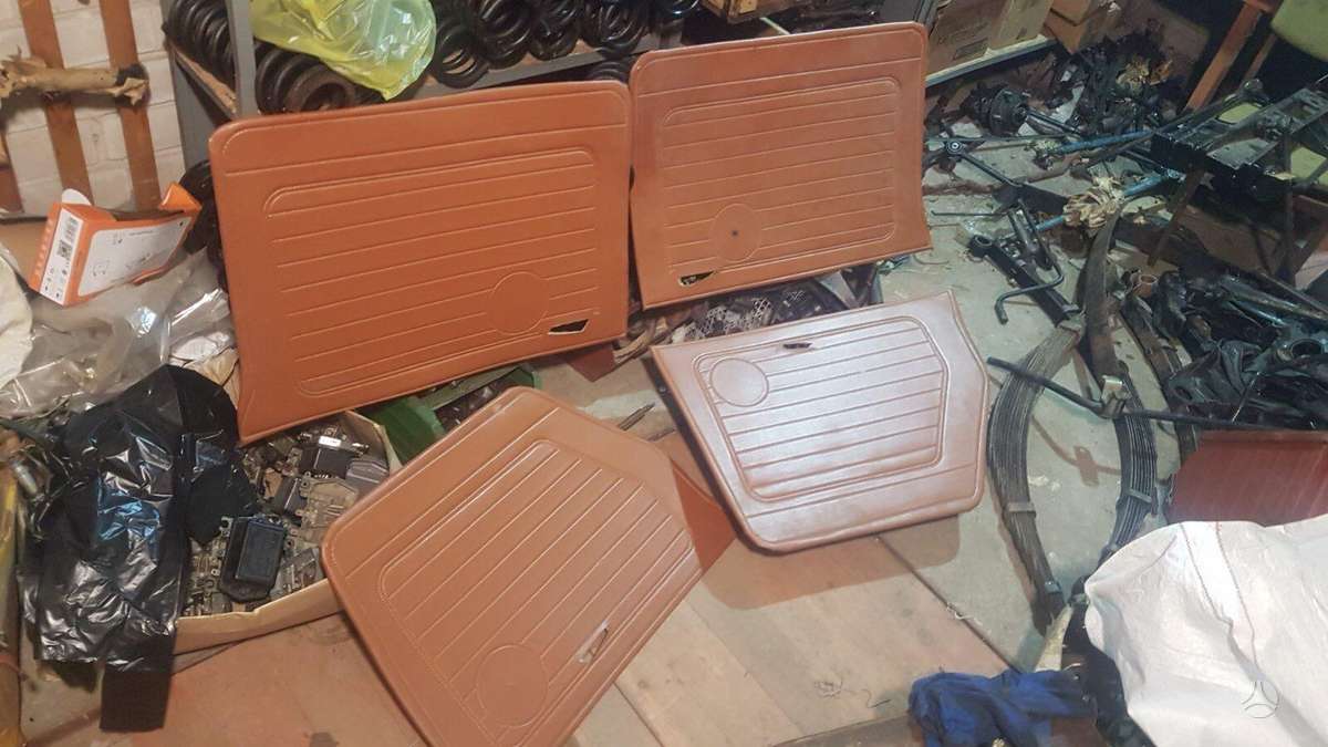 GAZ 24 детали шасси