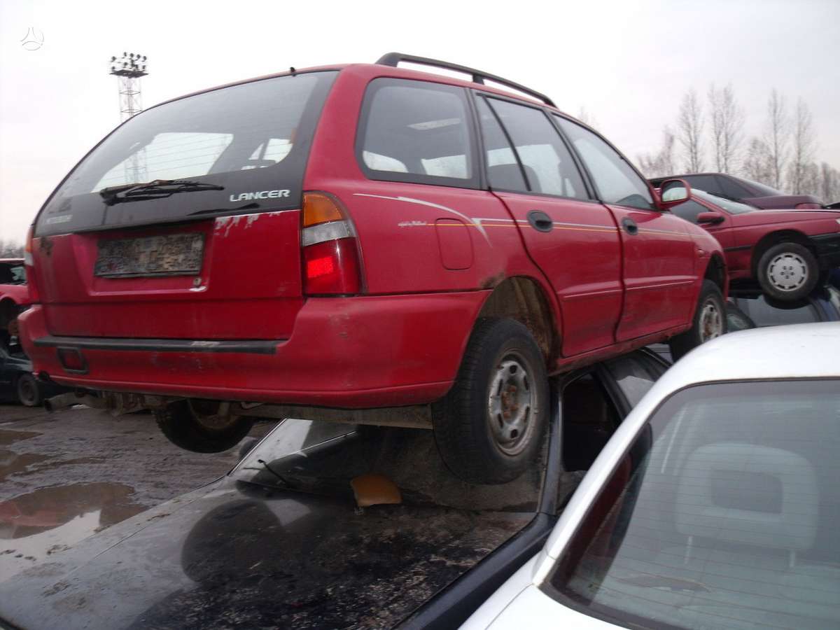 Mitsubishi Lancer