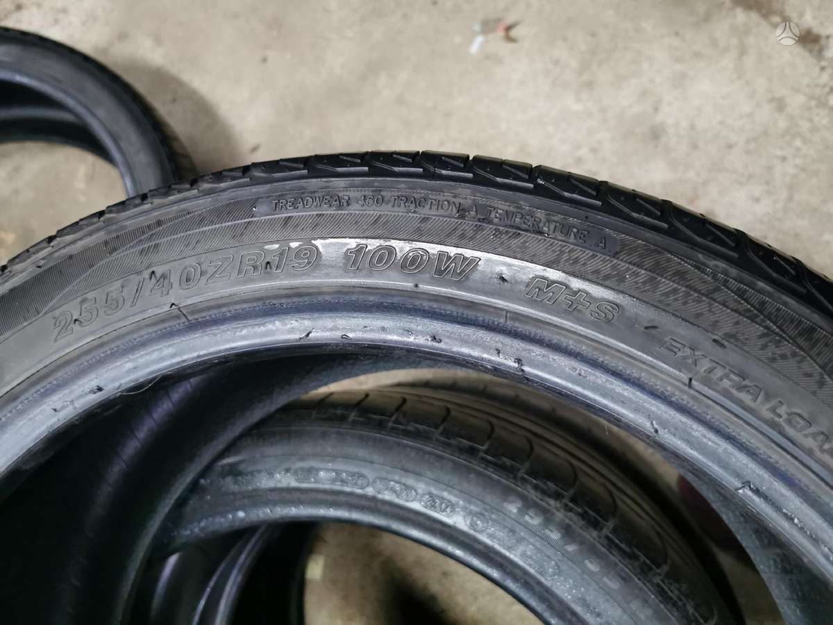 Westlake SA-07, summer 255/40 R19