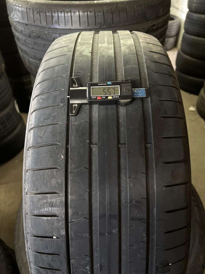 Pirelli P ZERO PZ4, летние 245/40 R21