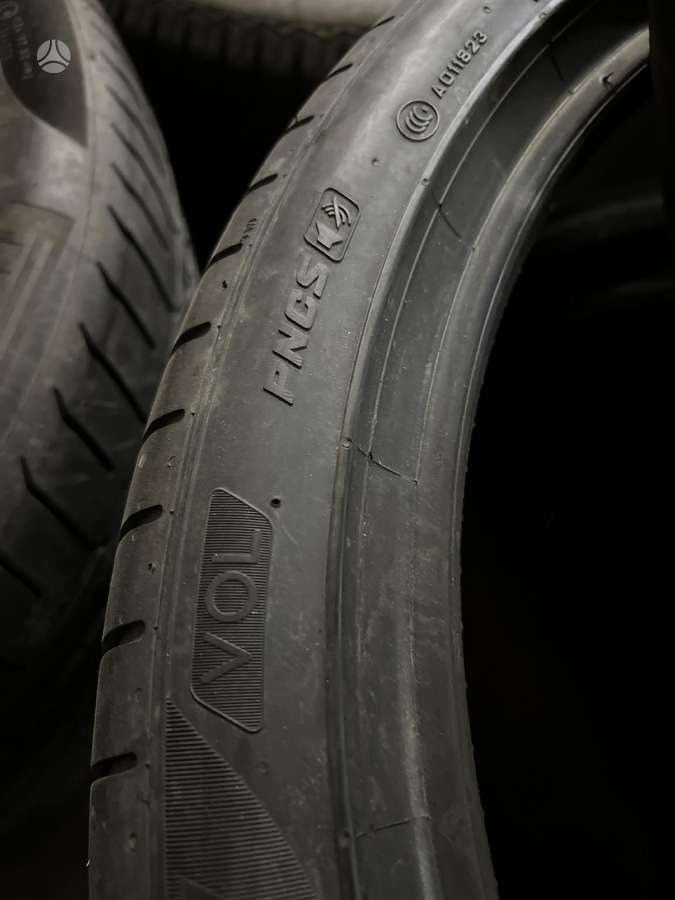 Pirelli P ZERO PZ4, vasarinės 245/40 R21