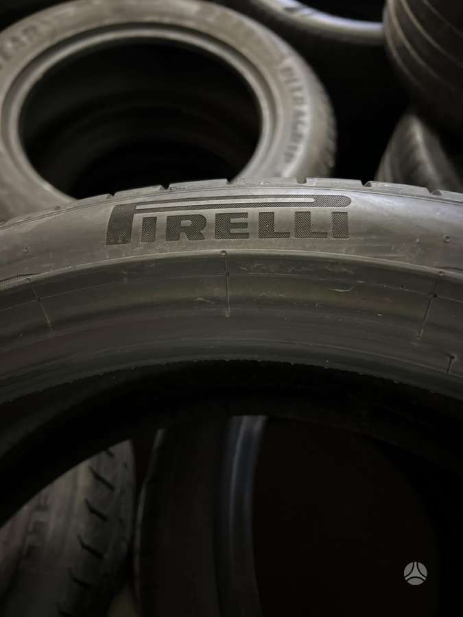 Pirelli P ZERO PZ4, летние 245/40 R21