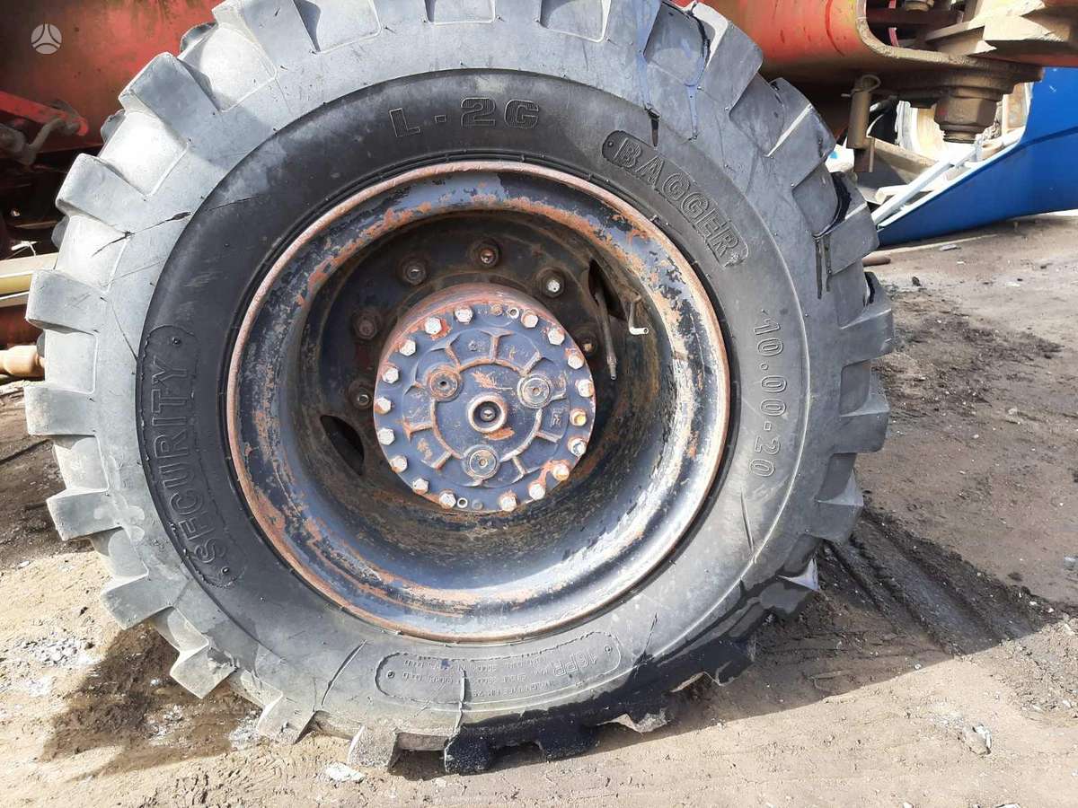 Mitas Mitas ir kt. 10-R20