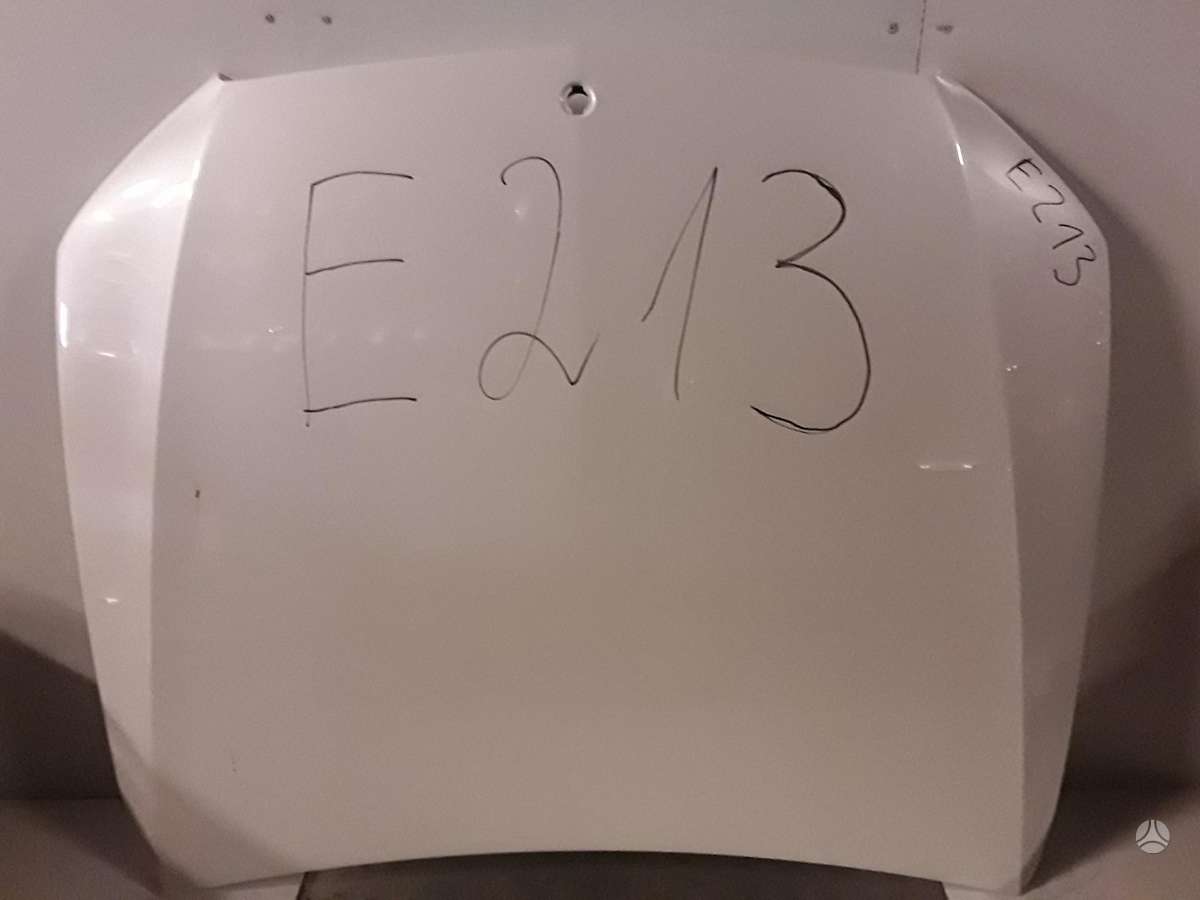 Mercedes-Benz E klasė по частям