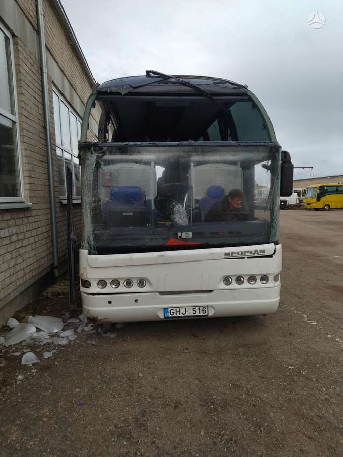 Neoplan N 516/3, autobusai