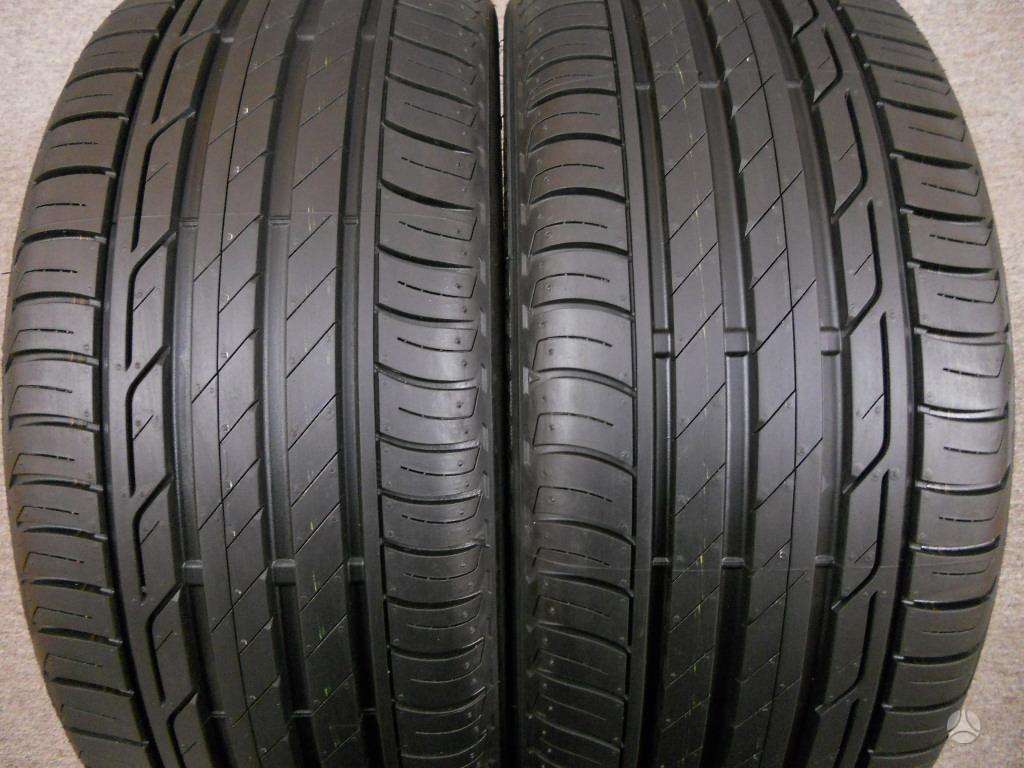 Bridgestone 95% T001, летние 225/55 R17