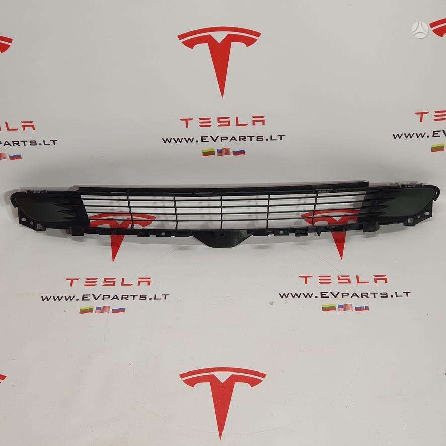 Tesla Model 3, 1110240-00-B, детали кузова