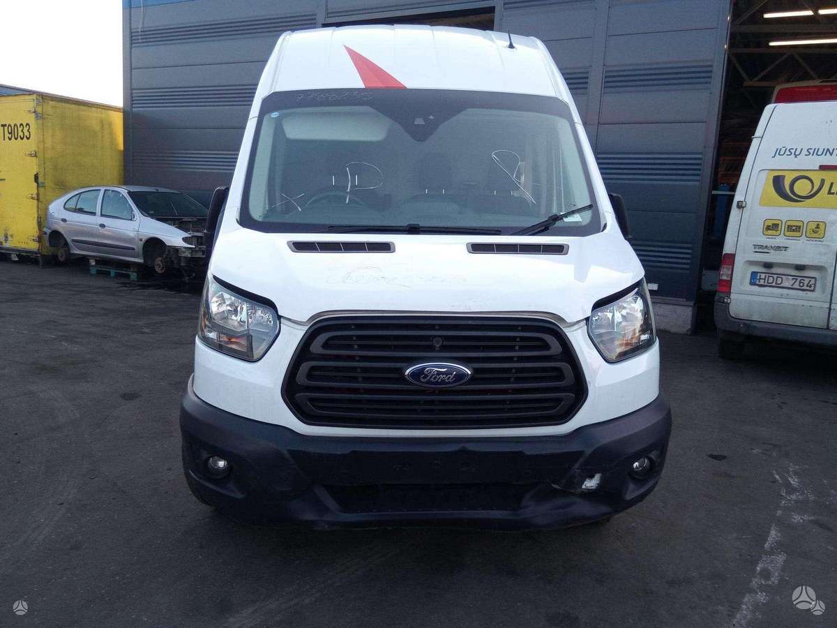 Ford Transit, preču