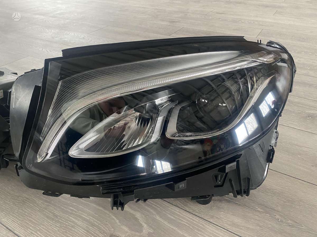 Mercedes-Benz GLC klasė lights