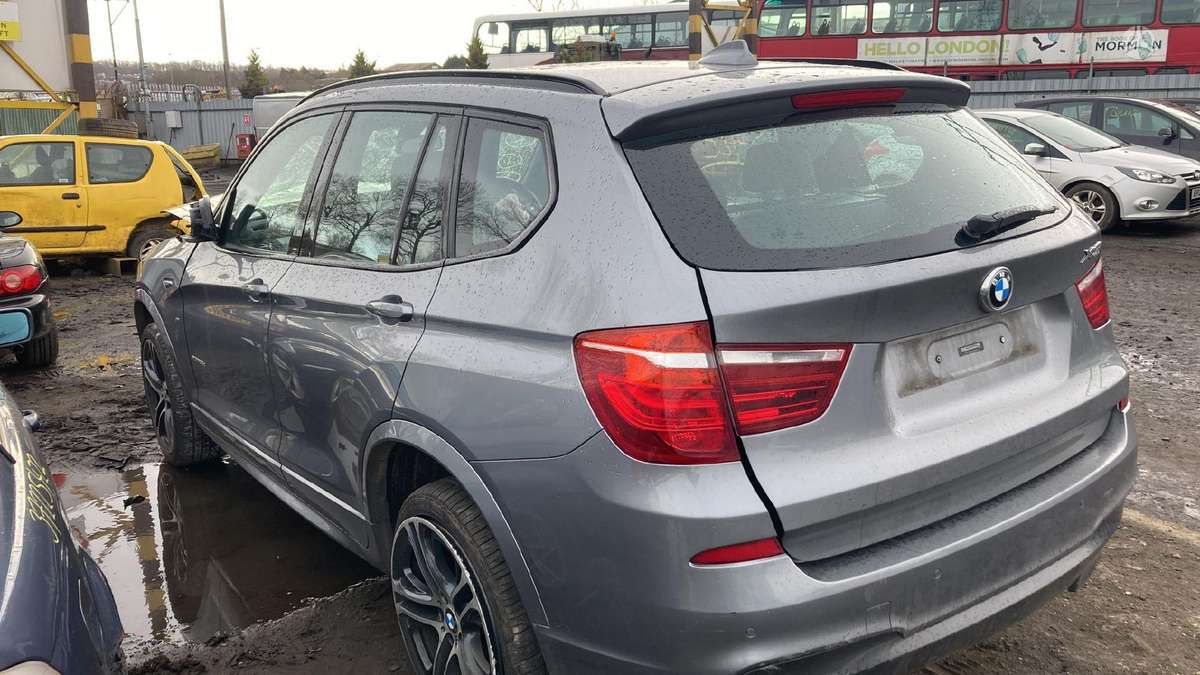 BMW X3 for parts