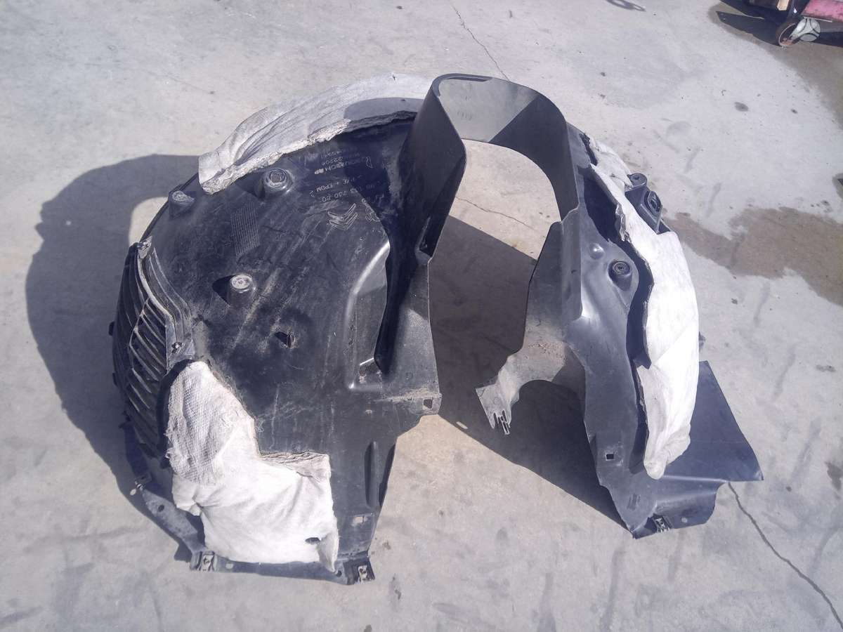 Peugeot 508 bumpers, lights