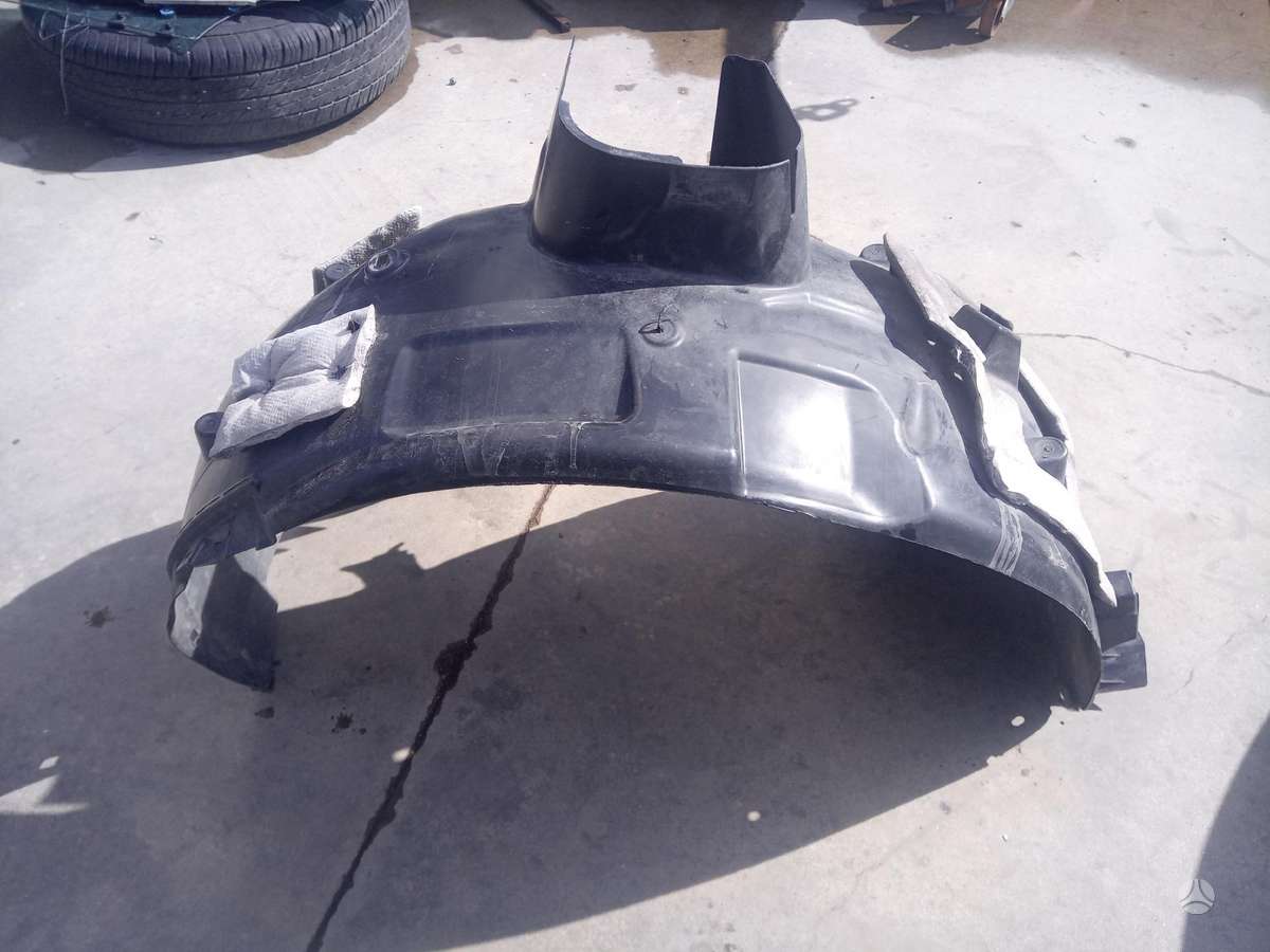 Peugeot 508 bumpers, lights