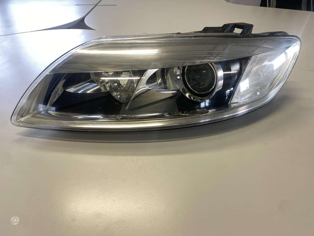 Audi Q7 lights