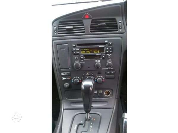 Volvo S60 Masina dalimis