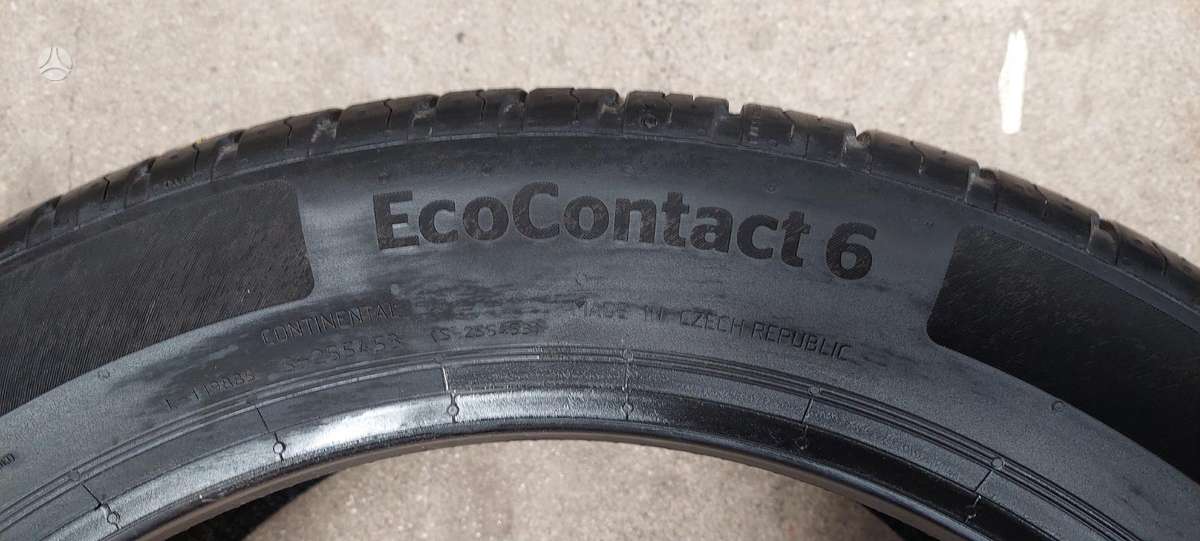 Continental, летние 235/45 R18