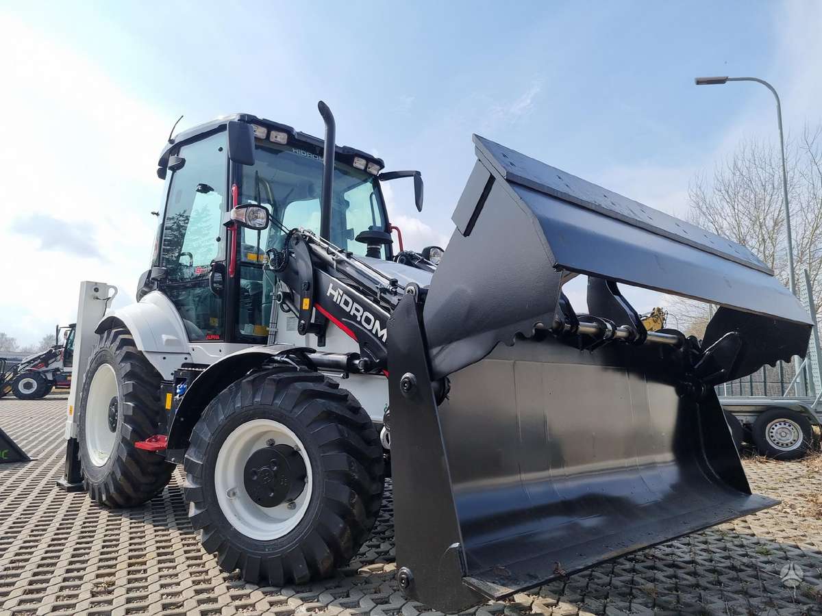 Hidromek HMK 102B, excavator loader
