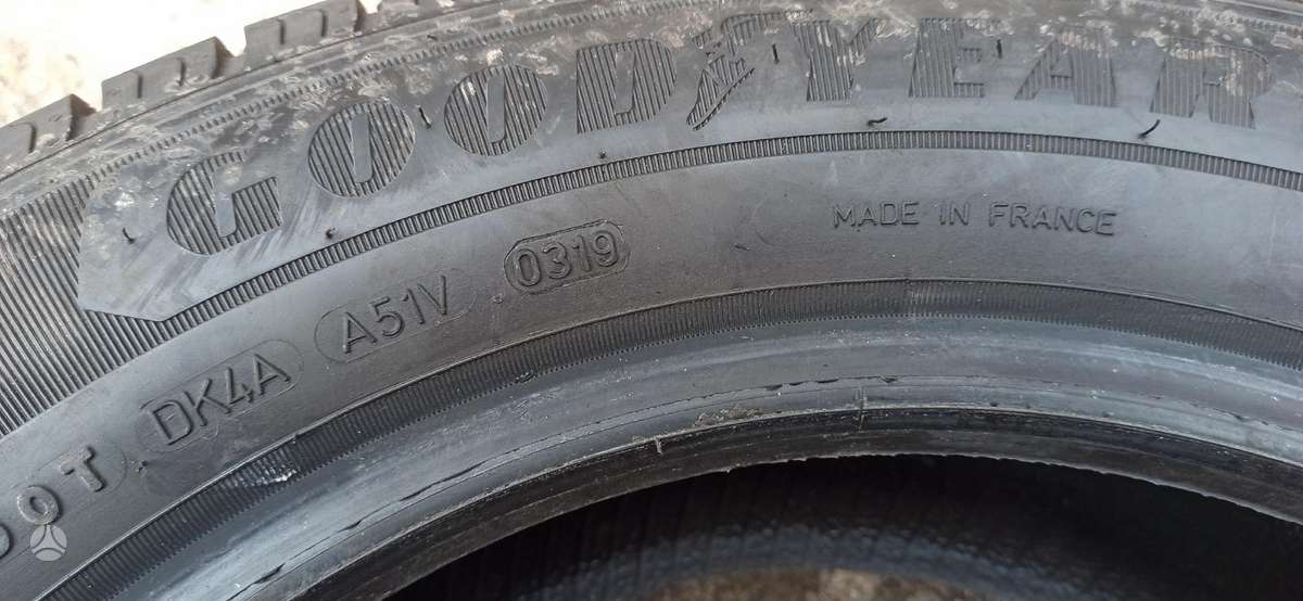 Goodyear Efficient grip cargo, summer 215/60 R16